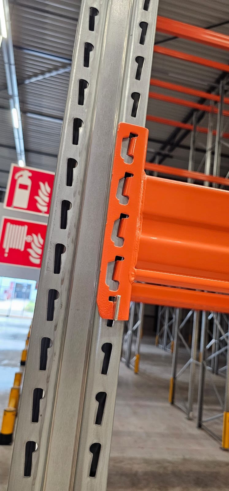 Toyota-Stow-3 Zo goed als nieuw stellingmateriaal